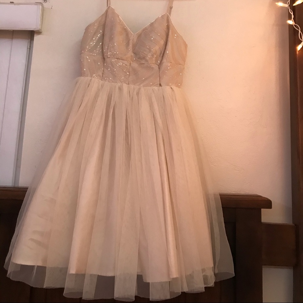 Windsor beige dress